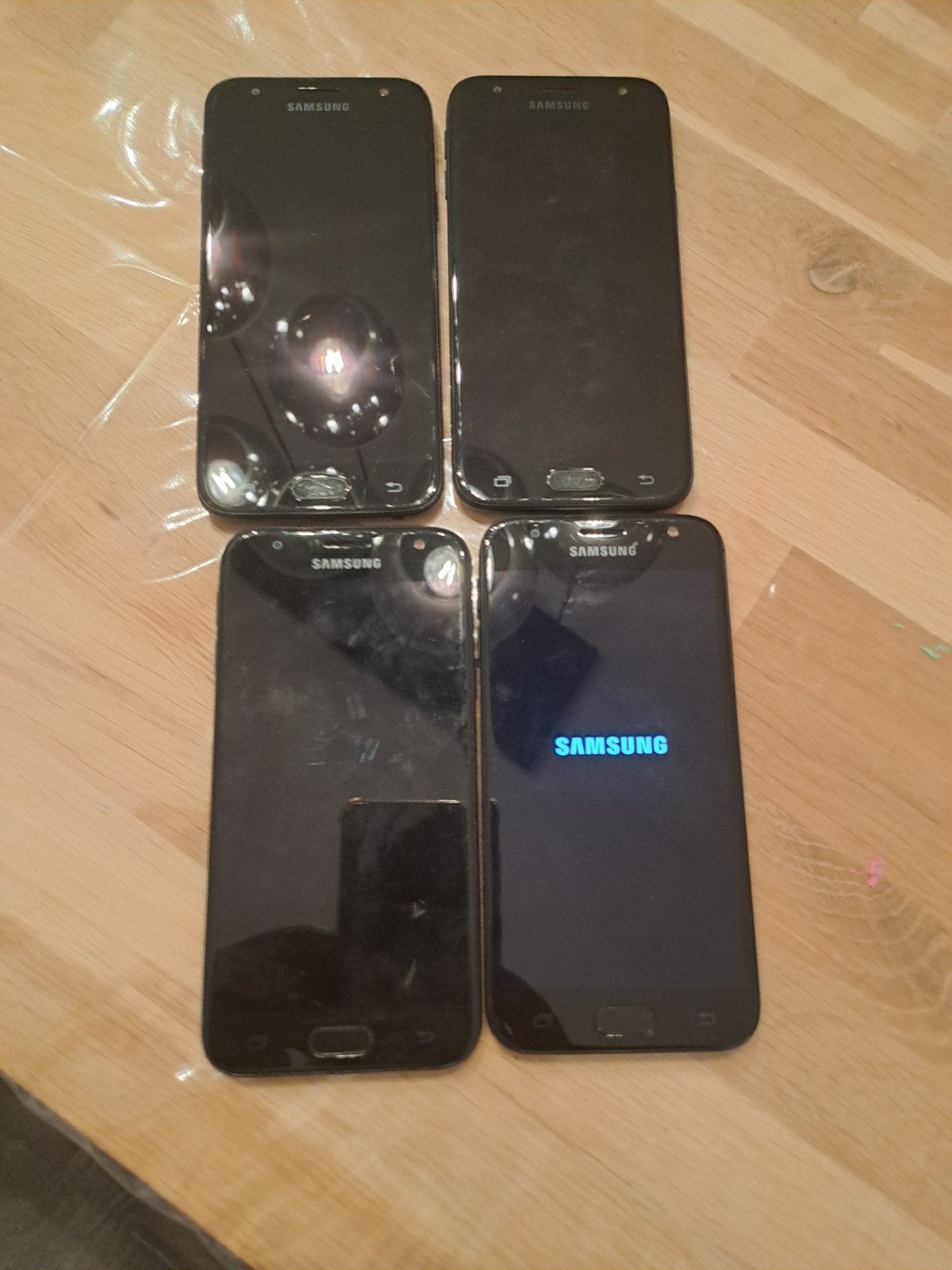 Samsung j3.  Netjes  4 stuks, 16 GB, Ophalen, Zo goed als nieuw, Zwart