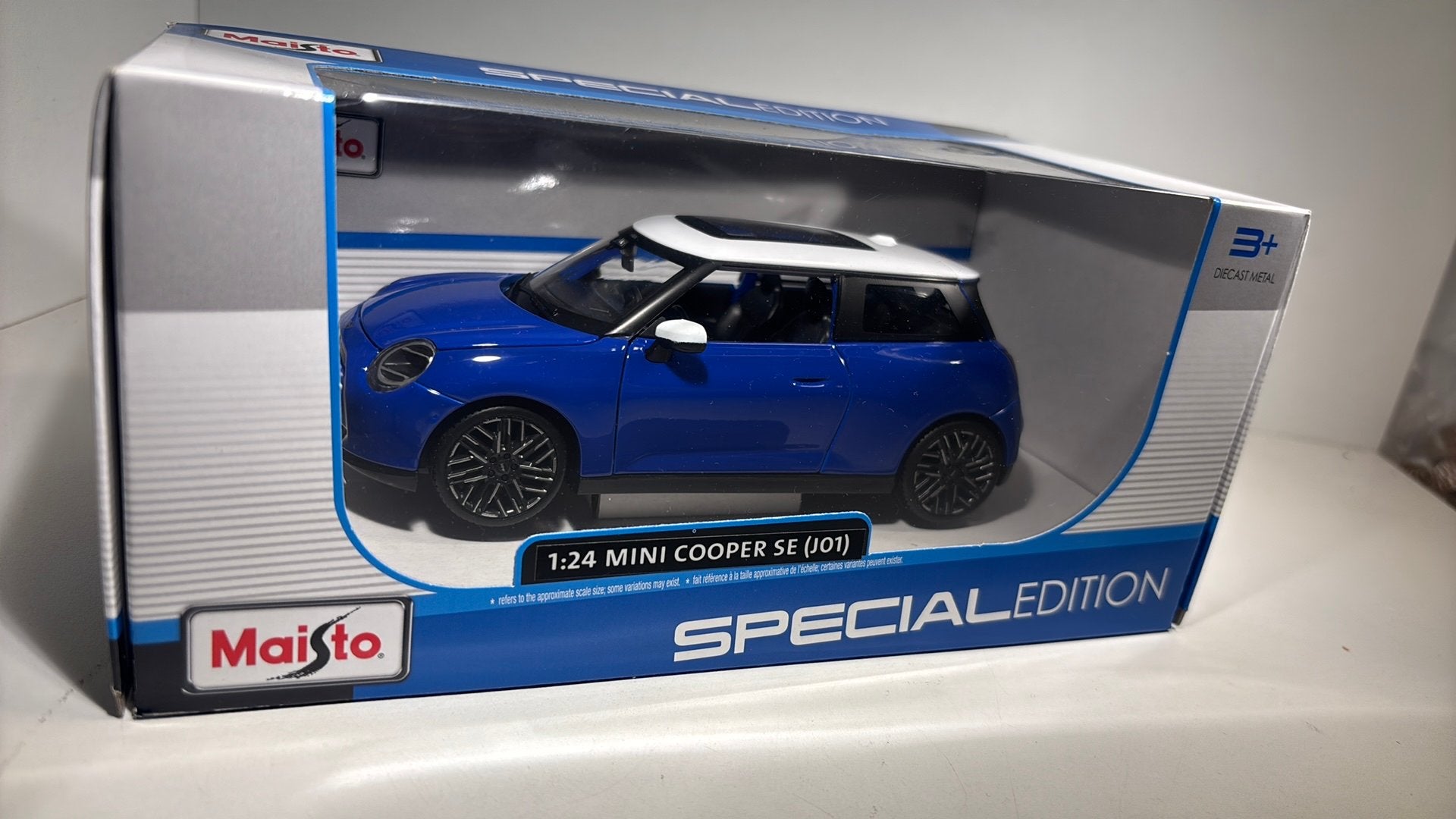 Mini cooper se jo1 maisto 1.24, Maisto, Ophalen of Verzenden, A, A