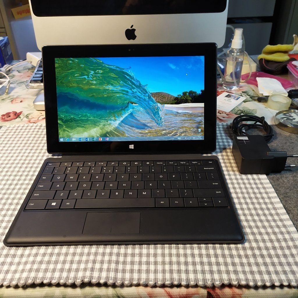 Surface 2, 64GB, Full HD + toetsenbord, Computers en Software, 10 inch, Gebruikt, Ophalen of Verzenden, Surface 2