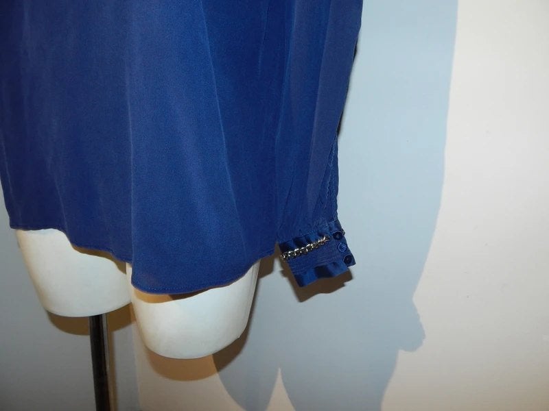 Elisabetta Franchi nacht blauwe zijde top ketting mouwI44, Maat 38/40 (M), Lange mouw, Gedragen, Elisabetta Franchi