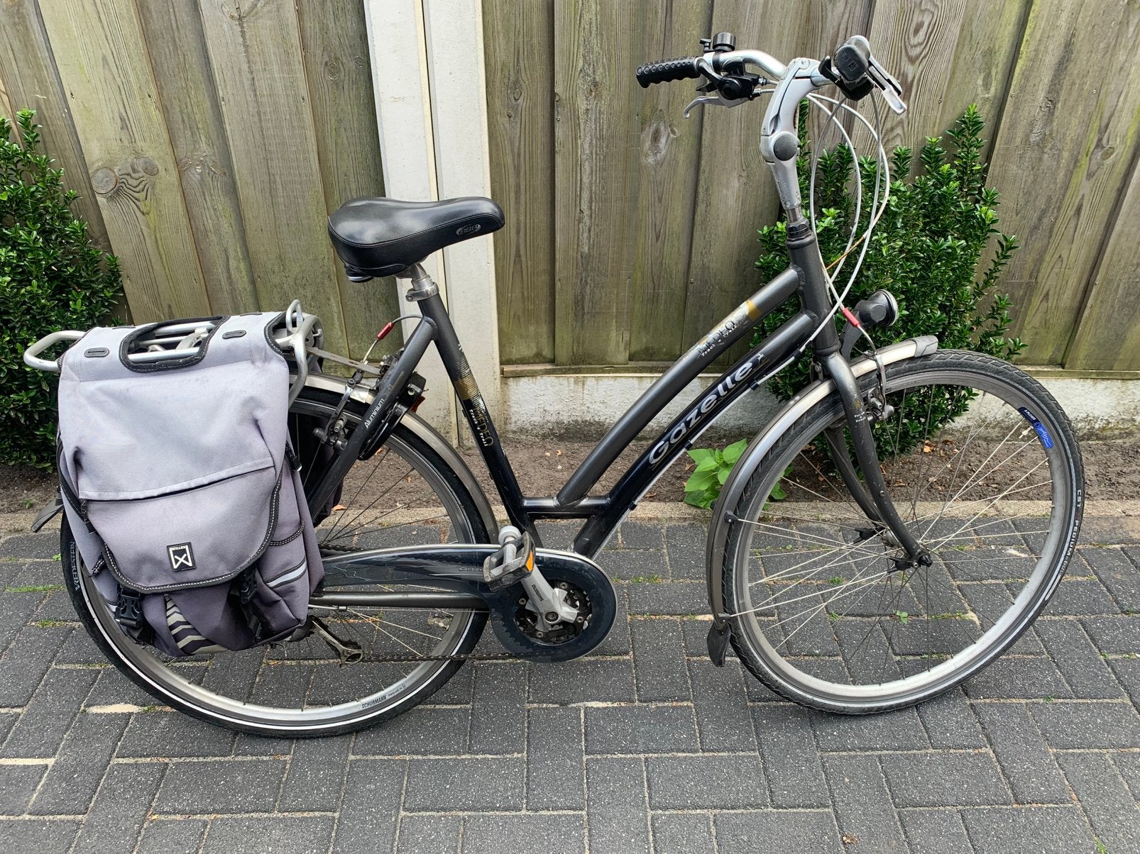 Gazelle Medeo 28 inch, 56 cm of meer, Ophalen, Zo goed als nieuw, Gazelle