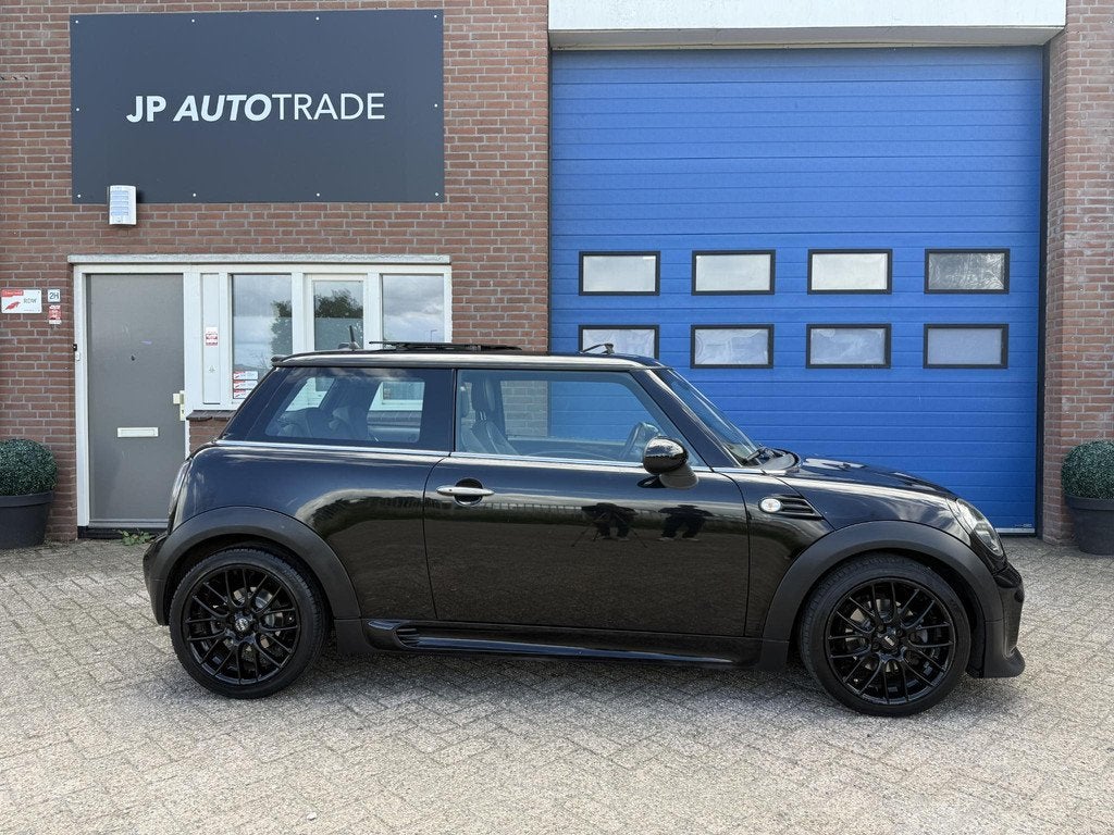 MINI 3-Deurs 1.6 Cooper | NAP | Xenon | Pano | JCW | H&C | S, Voorwielaandrijving, Euro 5, 4 stoelen, Handgeschakeld