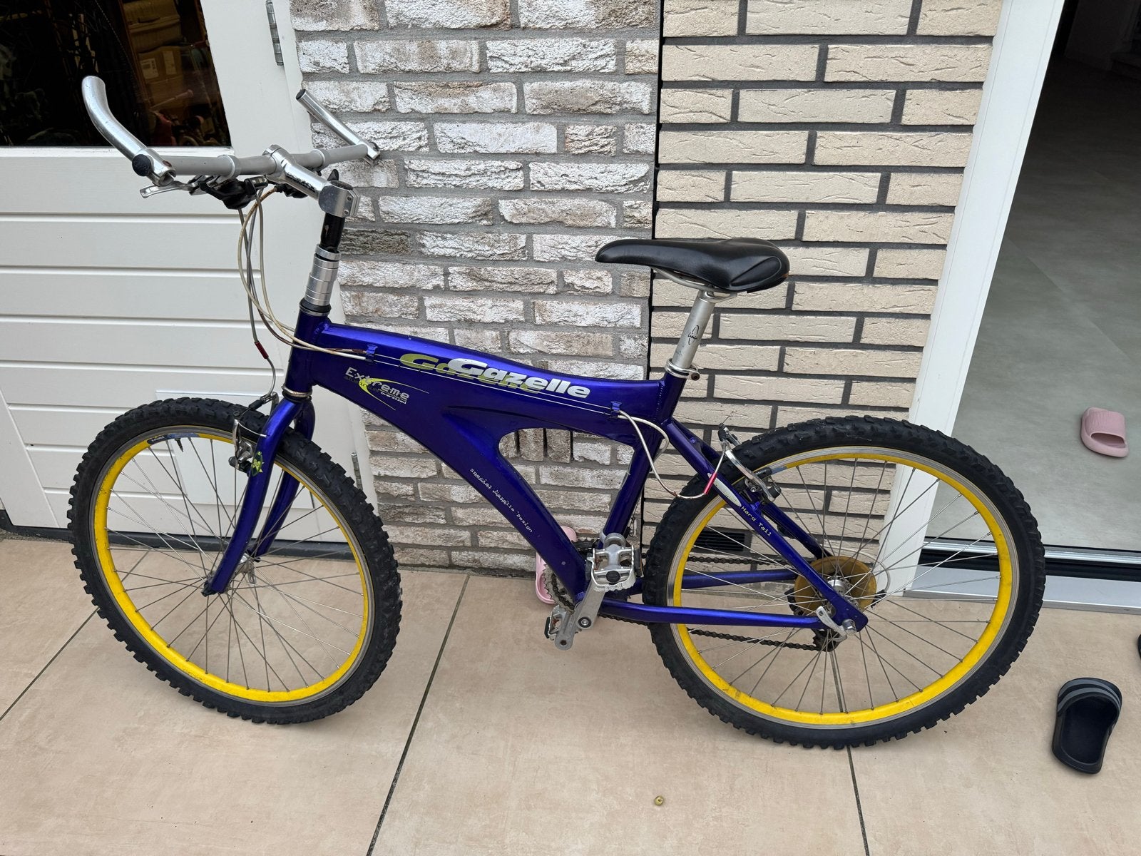 Gazelle Extreme Mountainbike - Blauw met gele velgen, Gebruikt, 26 inch, Velgrem, Meer dan 20 versnellingen