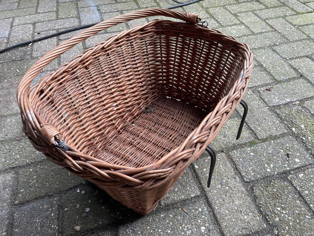 Vintage rieten mand met handvat, Ophalen, Gebruikt, Mand, Riet