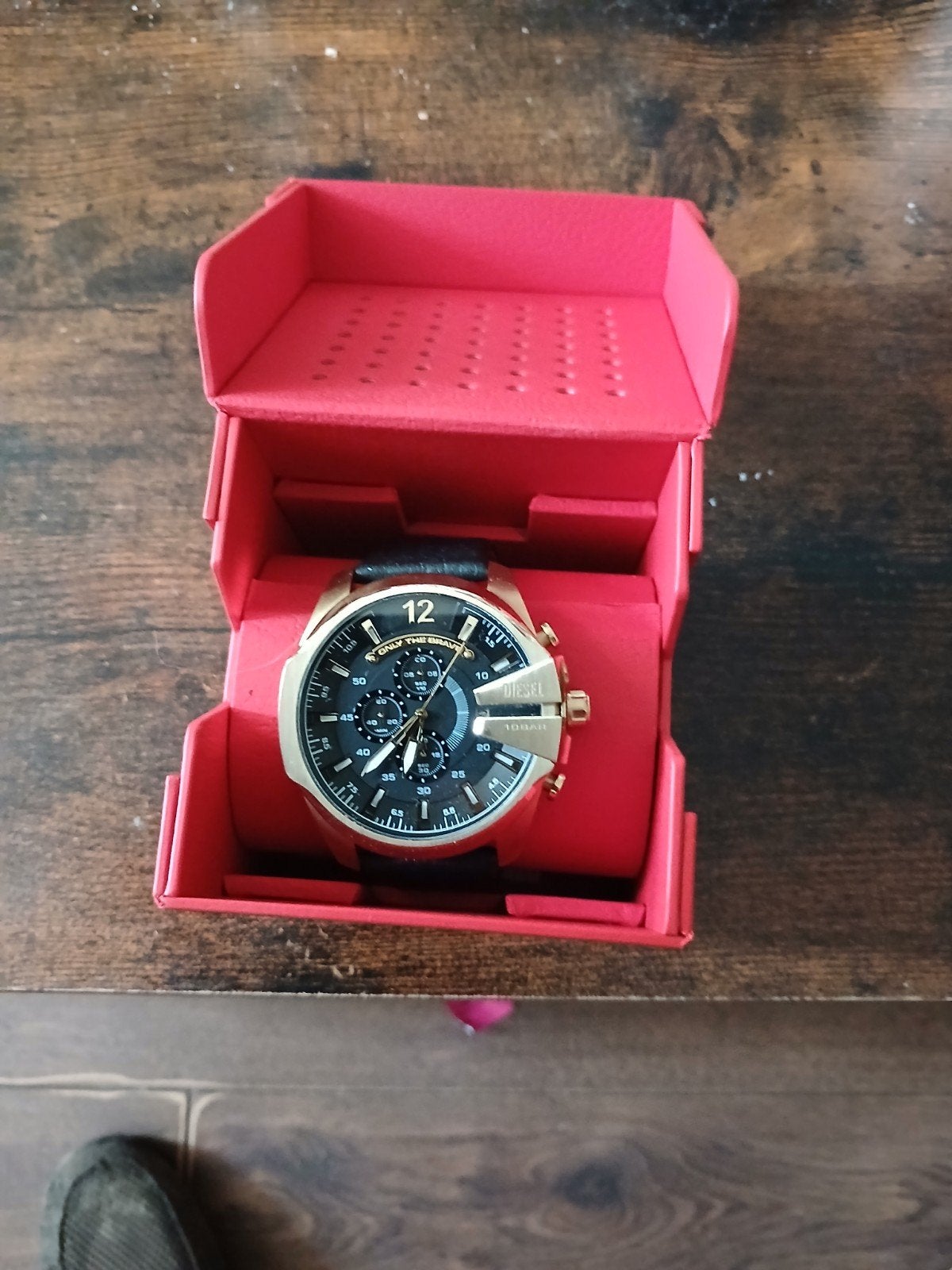 Diesel Herenhorloge - Goudkleurig met Zwart Lederen Band, Sieraden, Tassen en Uiterlijk, Horloges | Heren, Overige materialen