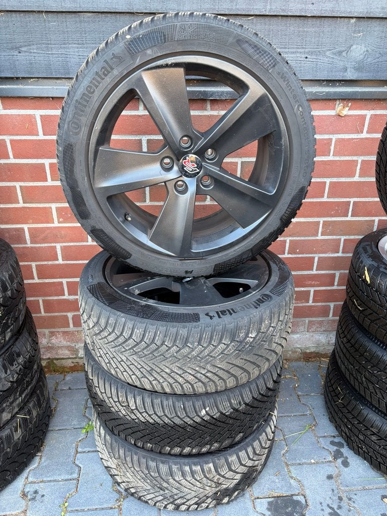 Seat Leon FR 17 inch 5x112 velgen met winterbanden, Velg(en), 17 inch, 225 mm, Winterbanden