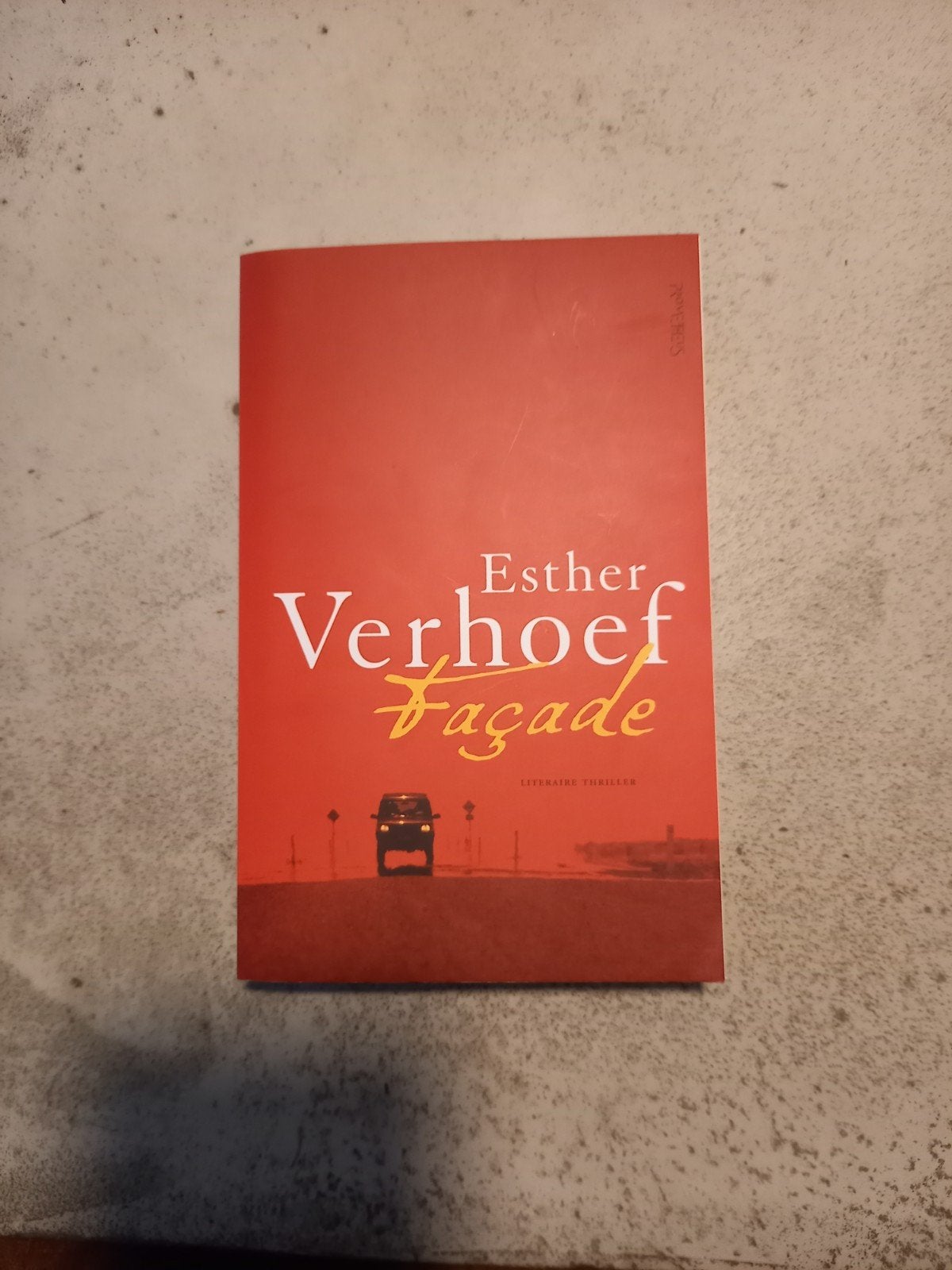 Façade - Esther Verhoef (Literaire thriller), Boeken, Ophalen of Verzenden, Gelezen, Esther Verhoef, Nederland