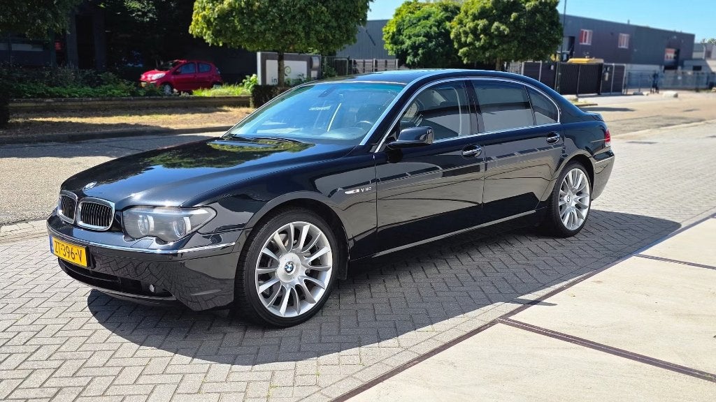 BMW 760 760LI BMW 760LI YOUNGTIMER | 87999 KM!!, Auto's, Automaat, Dealer onderhouden, Achterwielaandrijving, 12 cilinders