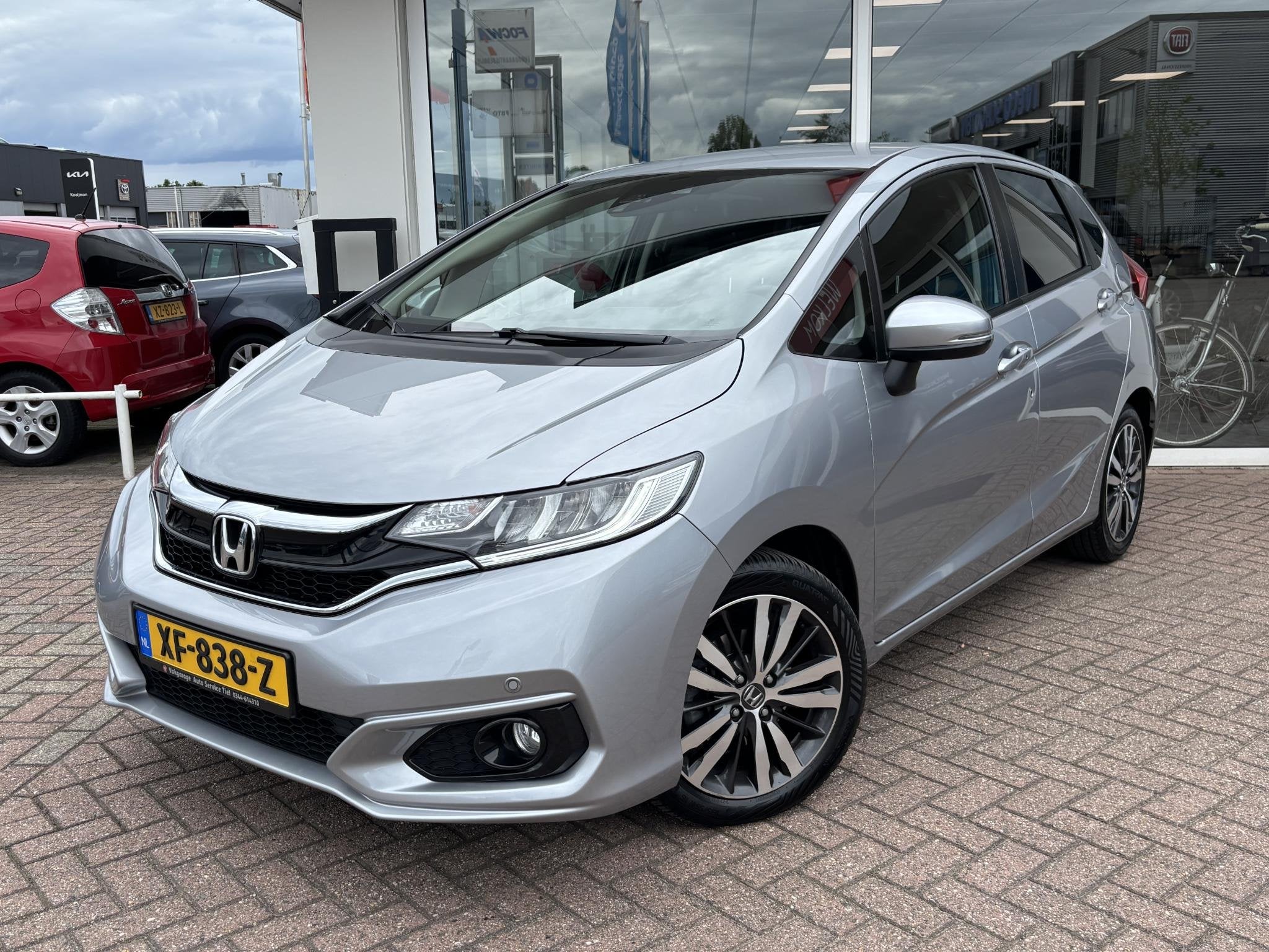 Honda Jazz 1.3 i-VTEC Elegance Nederlands auto in super nett, Auto's, Honda, Gebruikt, Euro 6, 4 cilinders, 49 €/maand