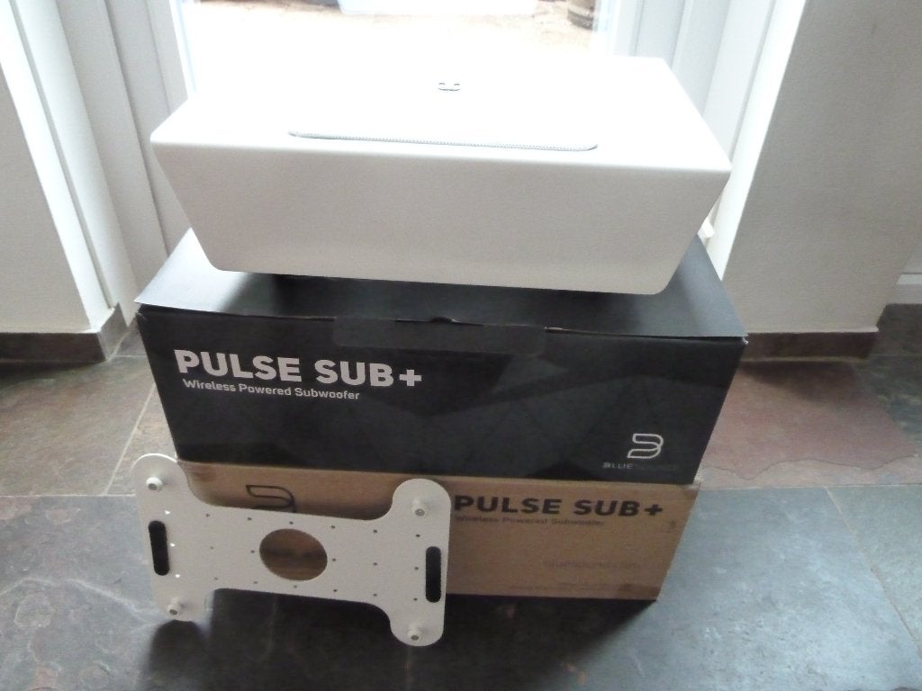 Bluesound Pulse Sub+ (Wit) –Nieuwstaat + Originele Doos, Subwoofer, Ophalen of Verzenden, Zo goed als nieuw, 150 watt of meer