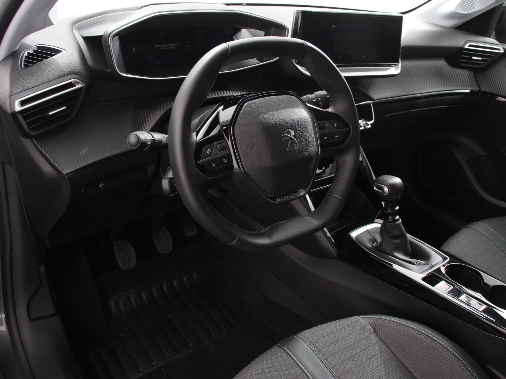 Peugeot 208 1.2 100pk Turbo Allure Pack Navigatie Camera Cli, Auto's, Voorwielaandrijving, 101 pk, Gebruikt, Euro 6