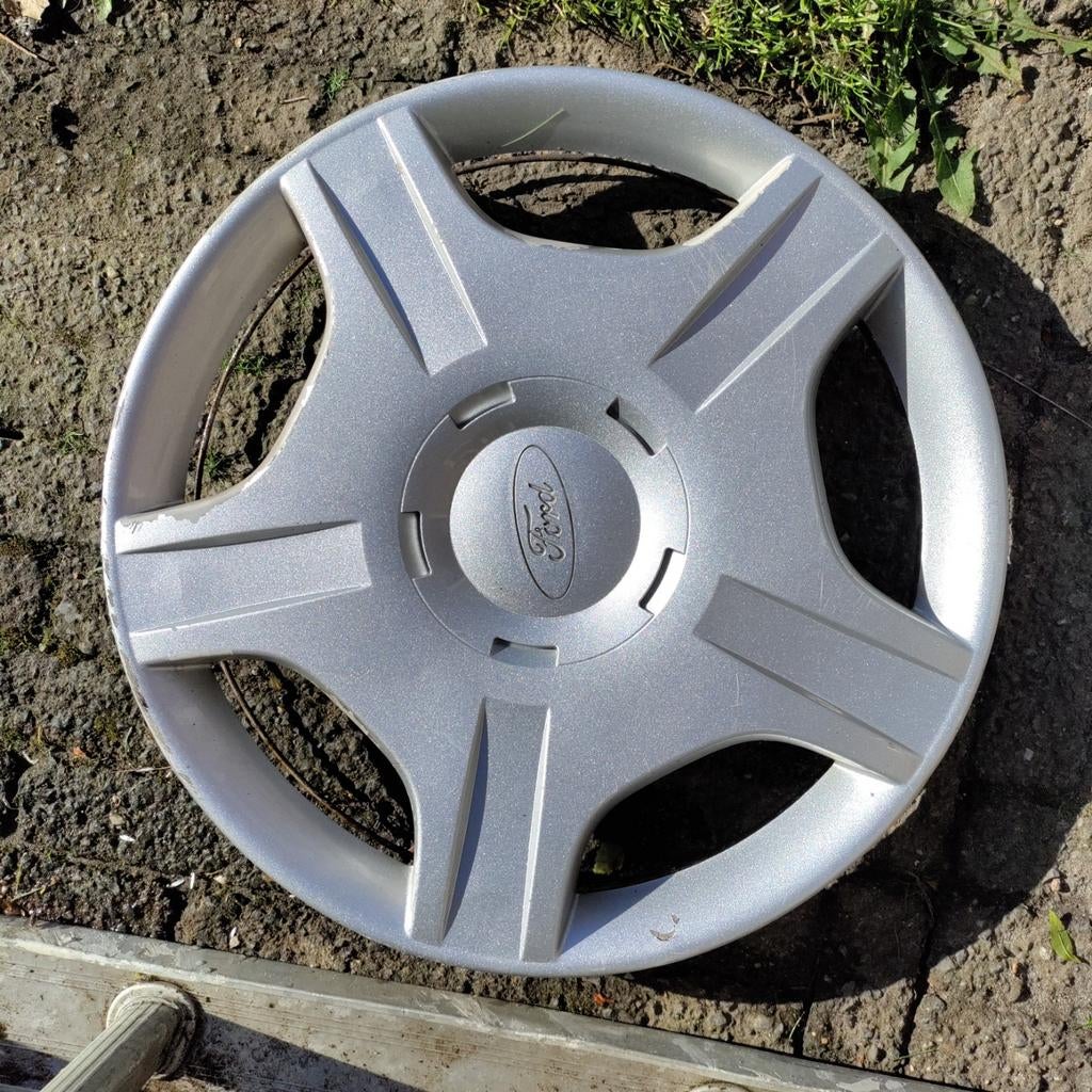 Wieldop Ford,doorsnede 39,5 cm,merk,Embleem,grijs,kunststof, Auto diversen, Wieldoppen, Gebruikt, Ophalen of Verzenden