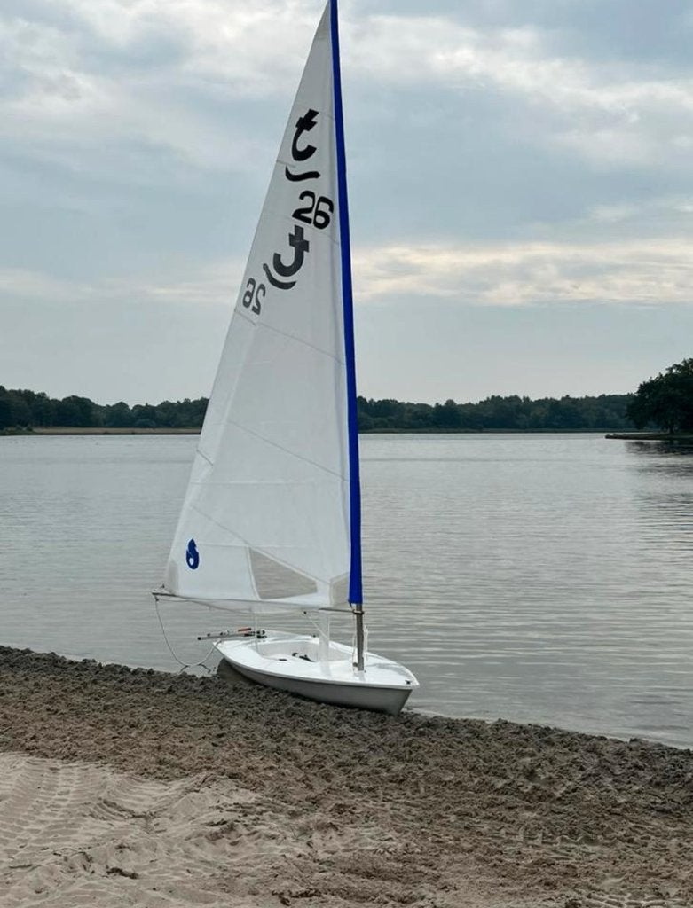 Complete, snelle eenmans zeilboot, Topper Byte Classic, Watersport en Boten, Ophalen, Laser, Gebruikt, Roer