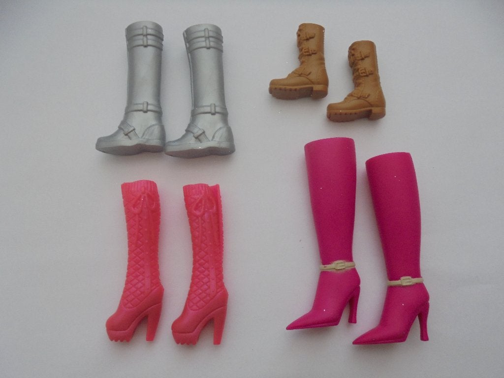barbie laarzen 4 paar nieuw, Kinderen en Baby's, Ophalen of Verzenden, Nieuw, Barbie