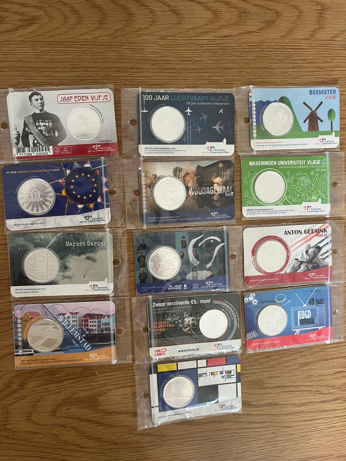 Muntencollectie herdenkingsmunten, Postzegels en Munten, Munten | Nederland, Ophalen of Verzenden, Koningin Beatrix, Euro's, Losse munt