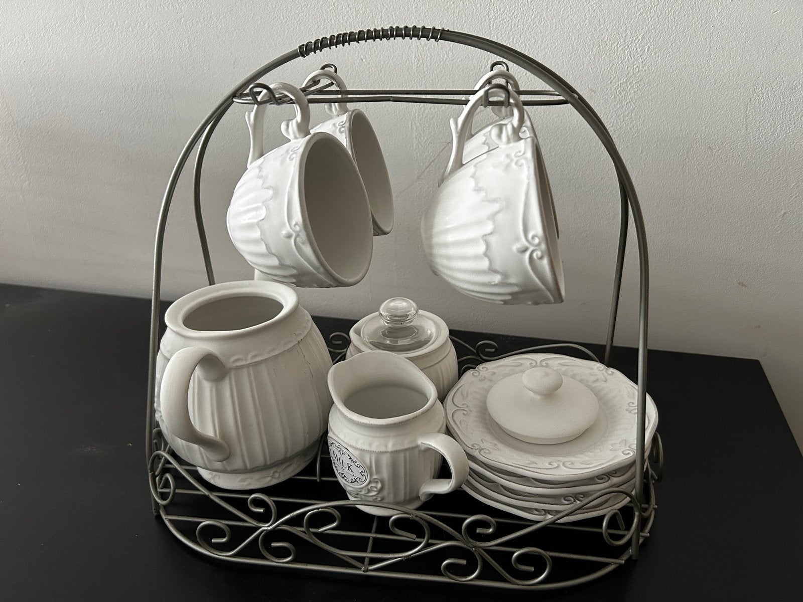 Tea set with 4 cups and saucers, Ophalen, Overige merken, Zo goed als nieuw, Compleet servies