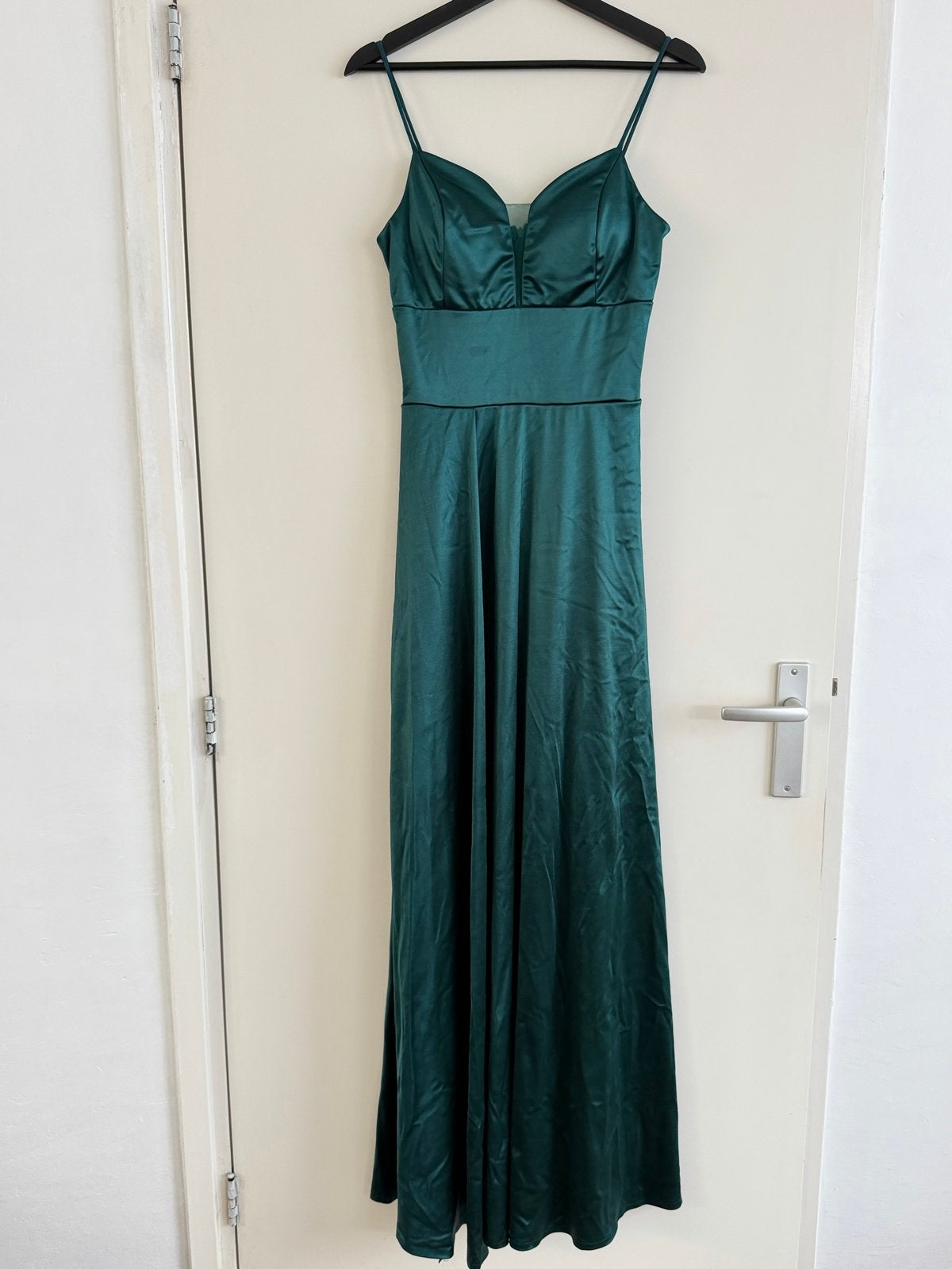 Elegante smaragdgroene galajurk met split, Kleding | Dames, Galajurk, Ophalen of Verzenden, Zo goed als nieuw, Maat 36 (S)