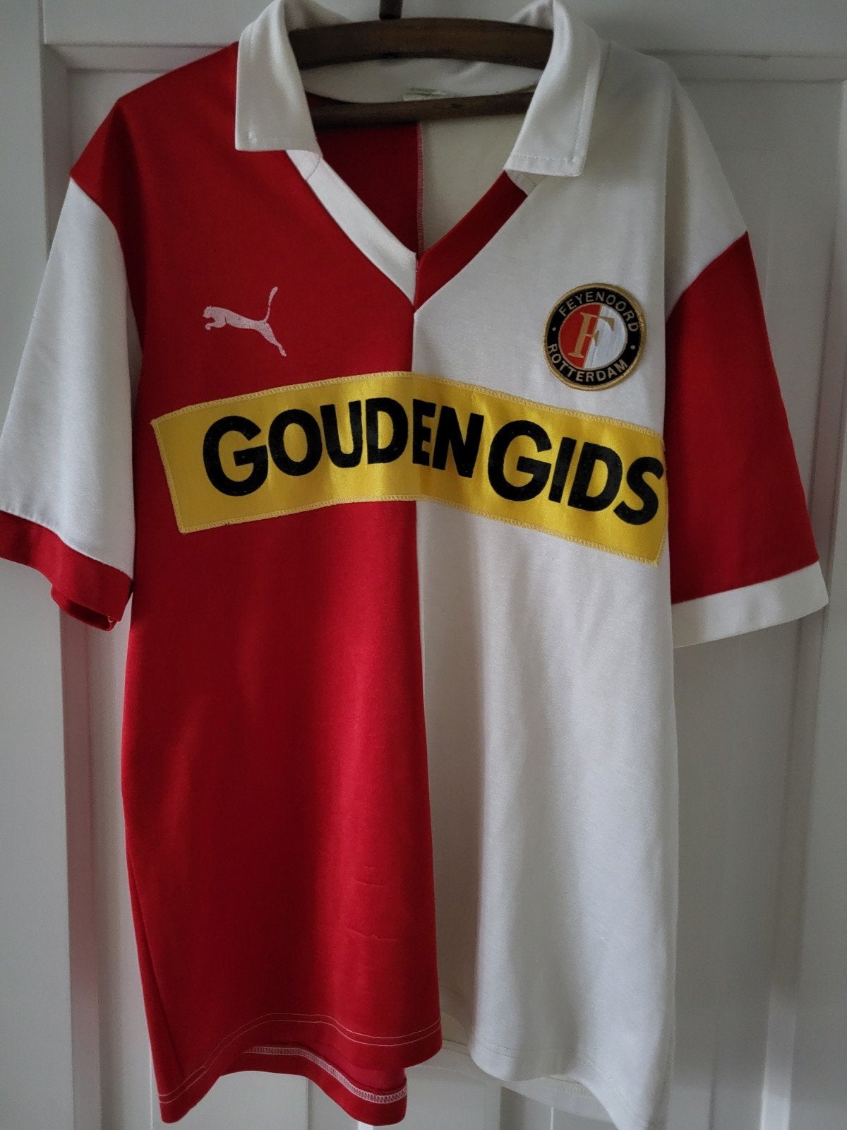 oud shirt maat m van feyenoord goudengids, Verzamelen, Ophalen of Verzenden, Gebruikt, Feyenoord, Shirt
