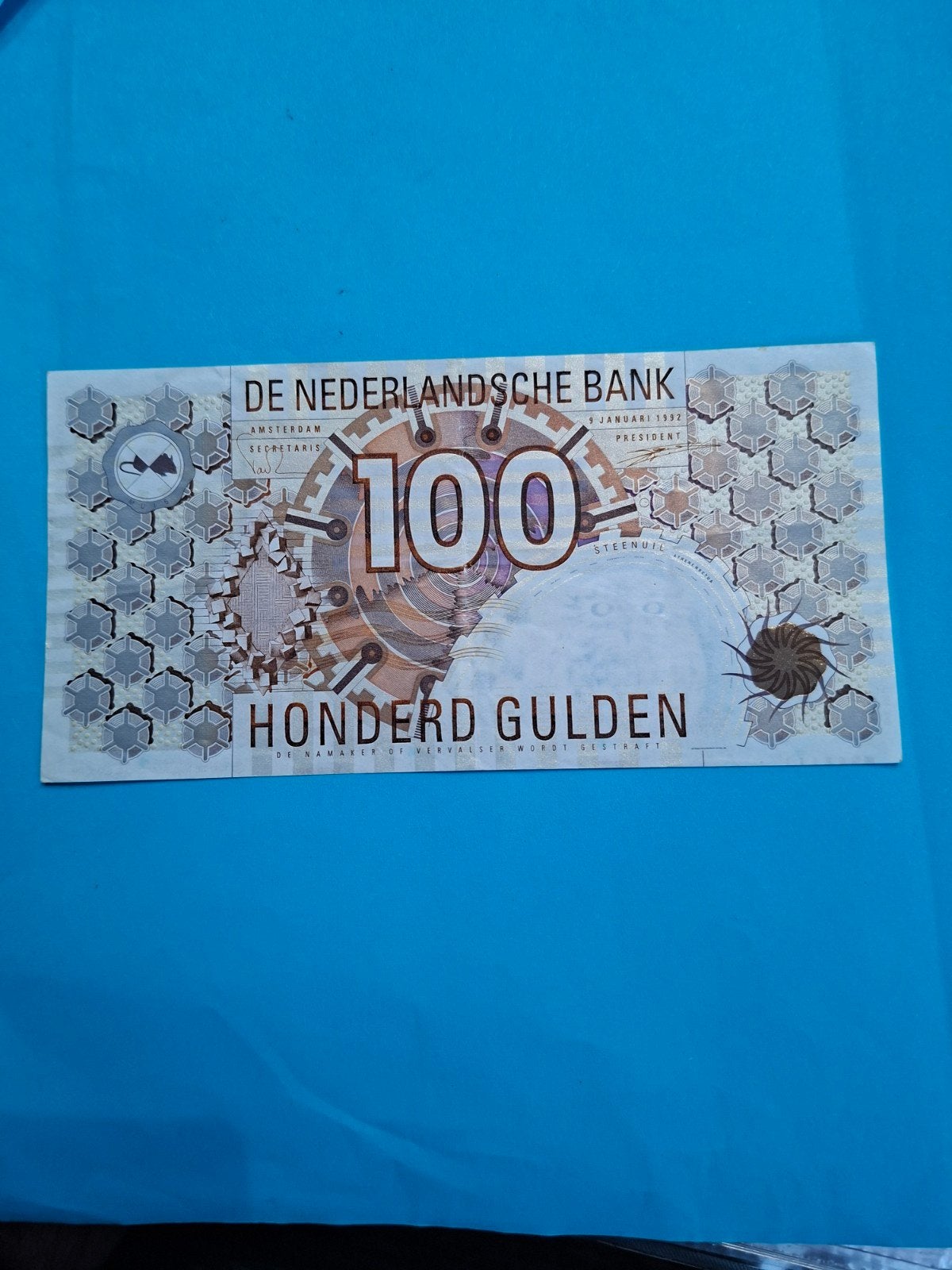 100 gulden steenuil uit 1992 in UNC
Serie nummer 1003814377, Verzenden, 100 gulden, Los biljet