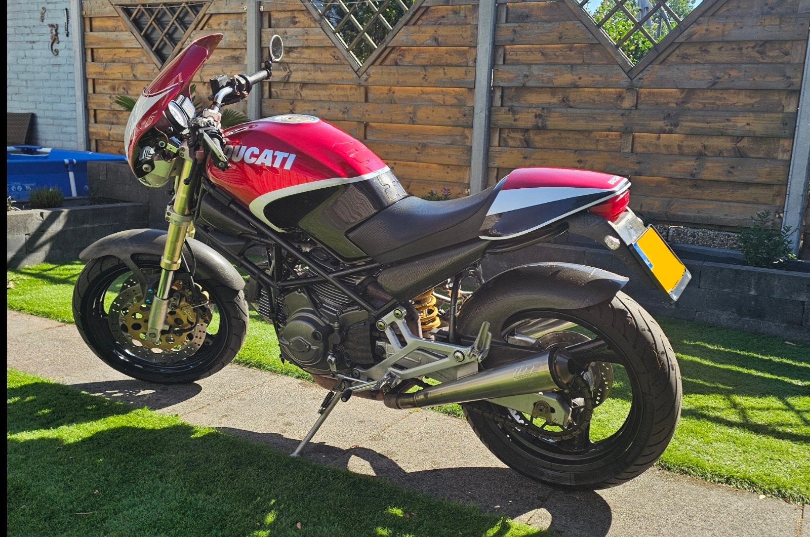 Unieke Ducati Monster M600 - Naked Bike, Motoren, Motoren | Ducati, 2 cilinders, Motorrijbewijs A, Gebruikt, Particulier