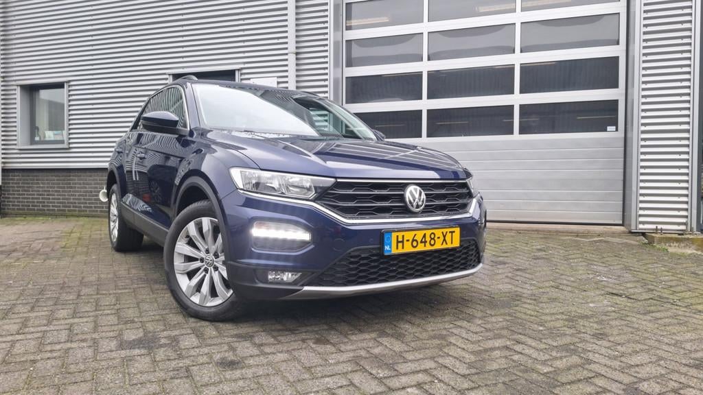 Volkswagen T-Roc 1.5 TSI Sport Automaat*Nav*Pdc*Cruise*Trekh, Euro 6, 4 cilinders, 150 pk, Blauw