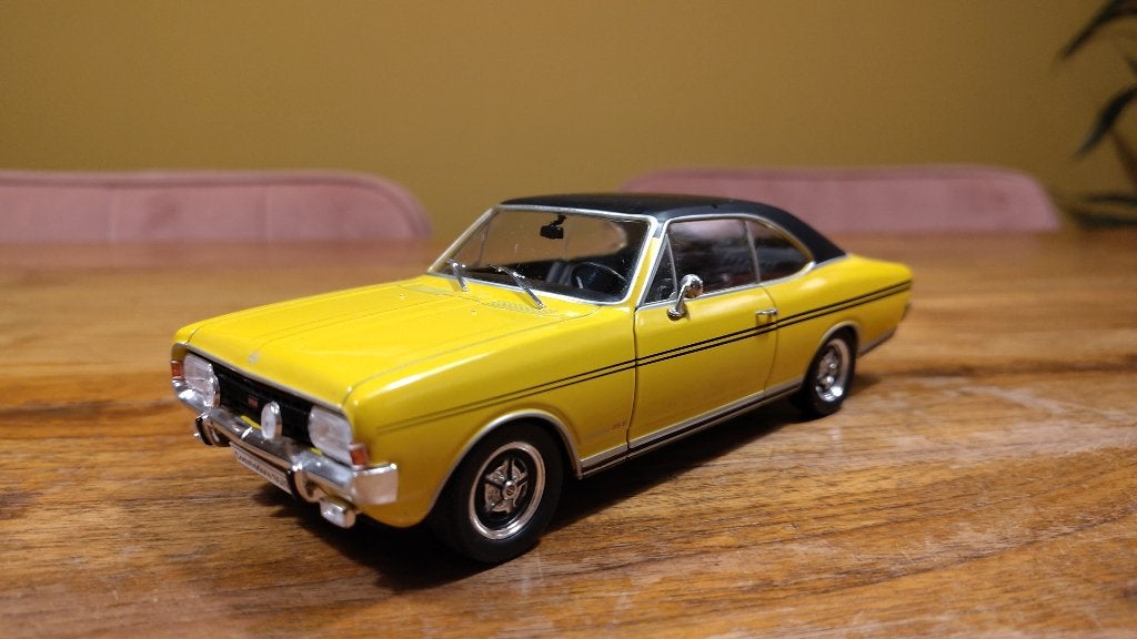 Opel Commodore A GS/E Coupé - 1970 - 1:24, Ophalen of Verzenden, Zo goed als nieuw, Auto, Overige merken