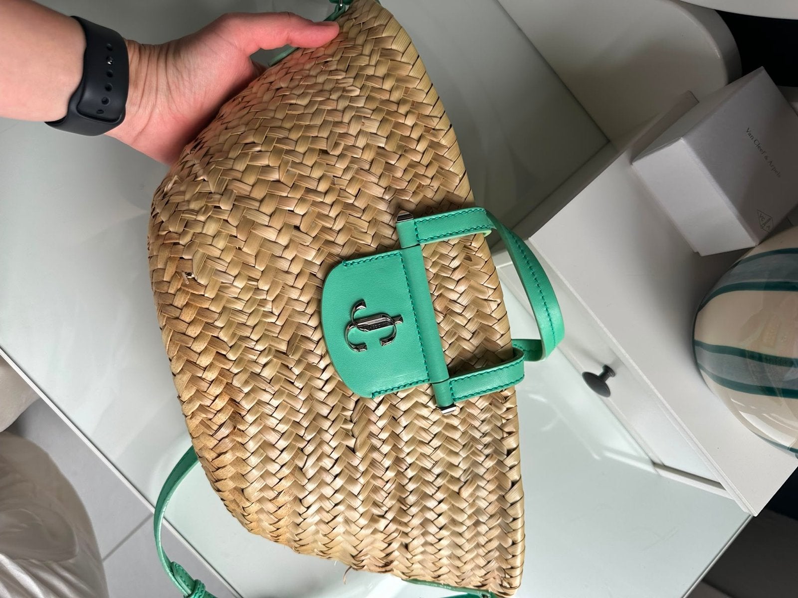 Jimmy Choo Raffia Tas met Groene Details, Verzenden, Zo goed als nieuw, Groen, Handtas