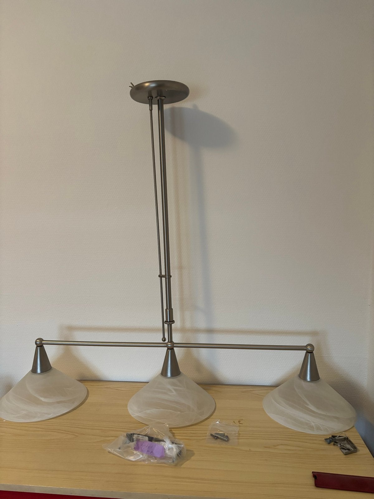 Dimbare 3-lichts hanglamp met glazen kappen, Ophalen, Gebruikt, Metaal, G4