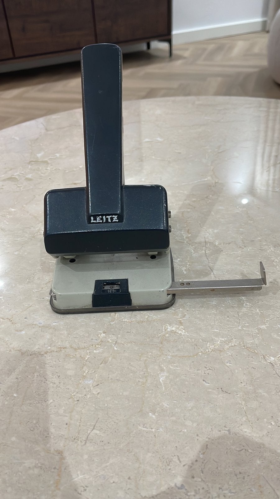 Vintage Leitz perforator - Robuust en functioneel, Ophalen of Verzenden, Gebruikt