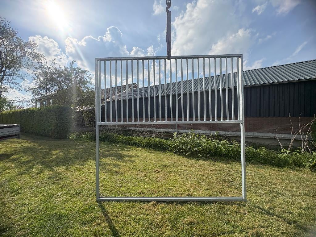paardenbox tussenwand, Weidegang, 4 paarden of pony's of meer