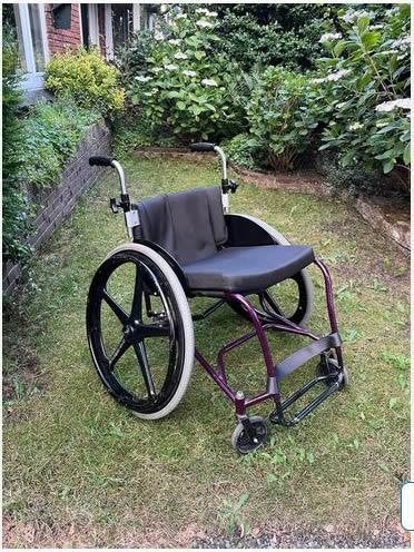 Mooie RGK sport rolstoel (43cm zibreedte), Ophalen, Gebruikt, Handbewogen rolstoel