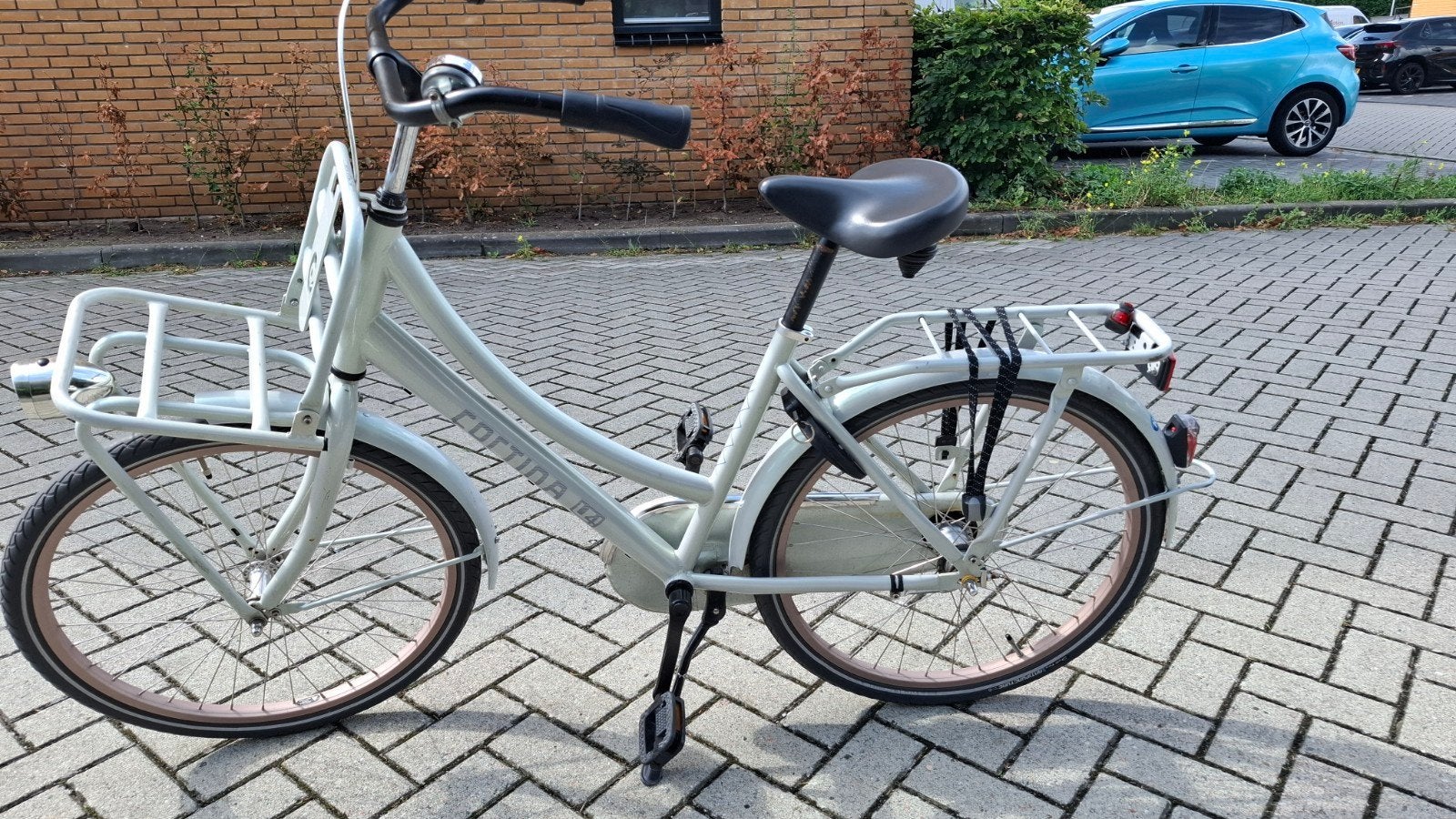 Foto 4 van Cortina Common Damesfiets - Zo goed als nieuw