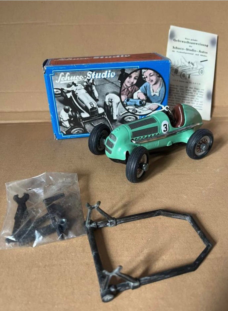 Schuco 1050 n.a.v. overwinningen Mercedes Silberpfeil 1936, Ophalen of Verzenden, Zo goed als nieuw