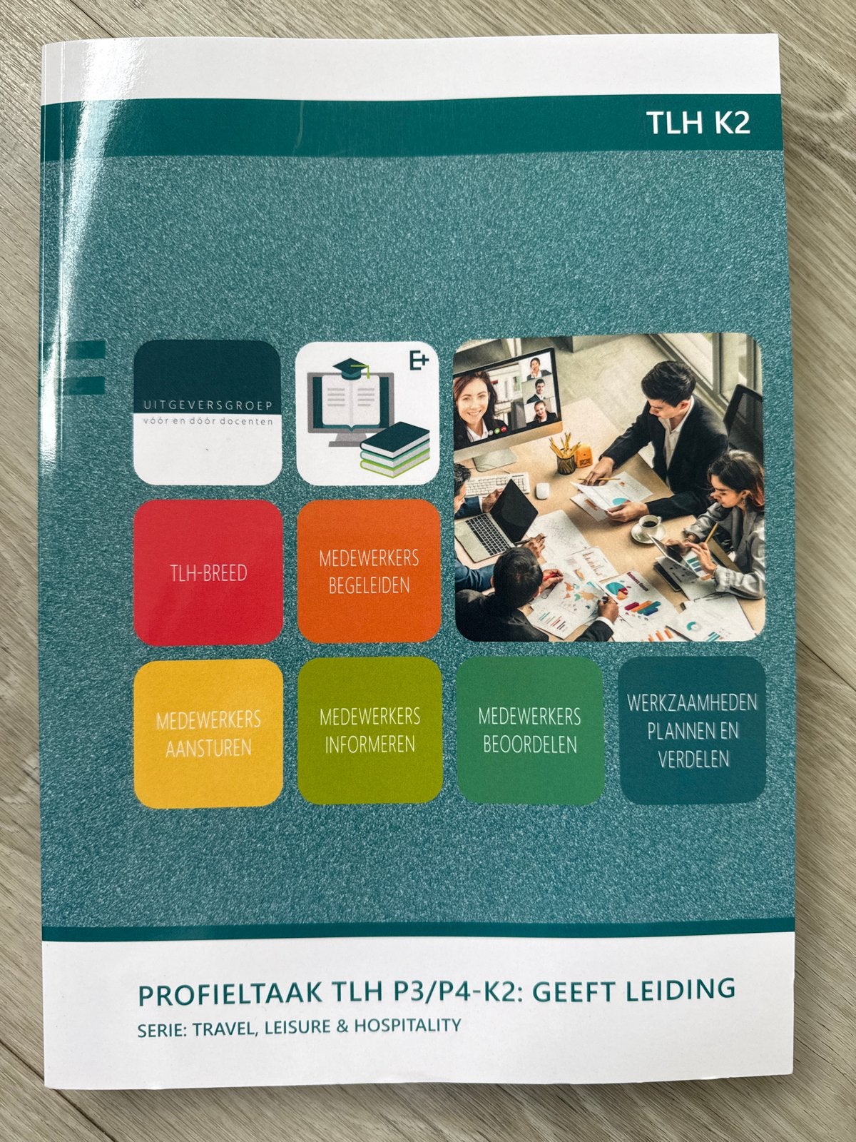 Profieltaak TLH P3/P4-K2: Geeft Leiding (Travel, Leisure), Ophalen of Verzenden, Gamma, Zo goed als nieuw, MBO
