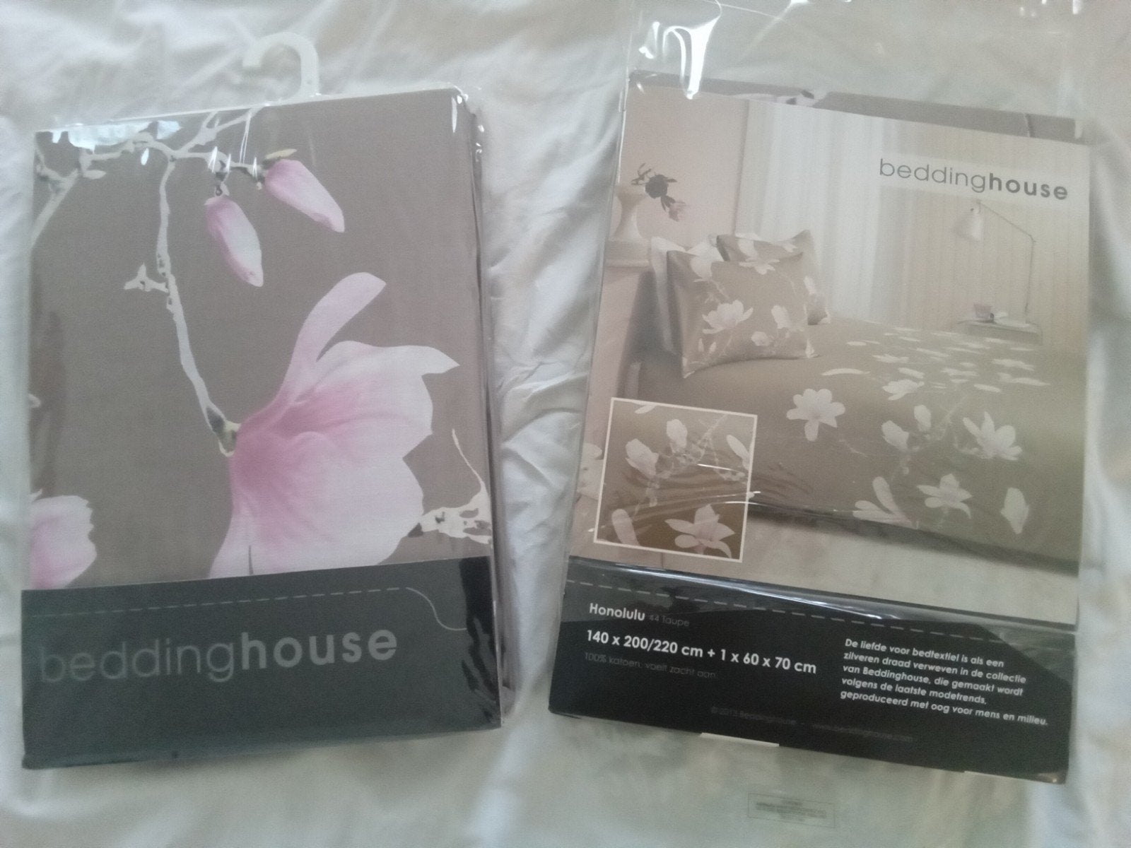 2 x 1 persoons luxe dekbedset, beddinghouse, nieuw,katoen, Ophalen, Nieuw, Eenpersoons, Beige