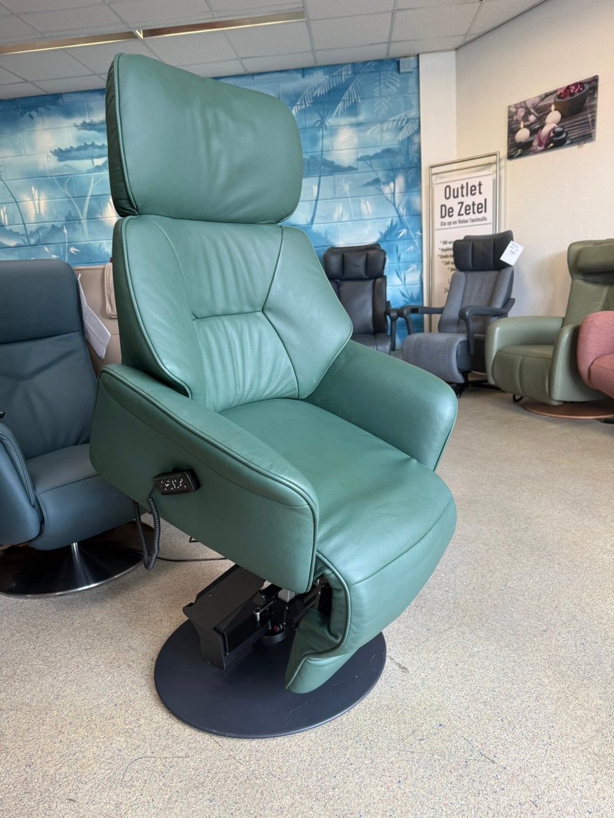 Meubelzorg Batignolles sta op stoel relax fauteuil verwarmd, Ophalen of Verzenden, Zo goed als nieuw, Leer, Gratis bezorging regio Utrecht