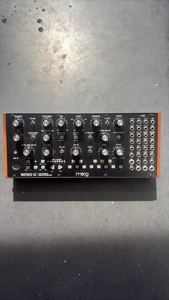 Moog Mother-32, Muziek en Instrumenten, Ophalen of Verzenden, Zo goed als nieuw, Overige aantallen, Overige merken
