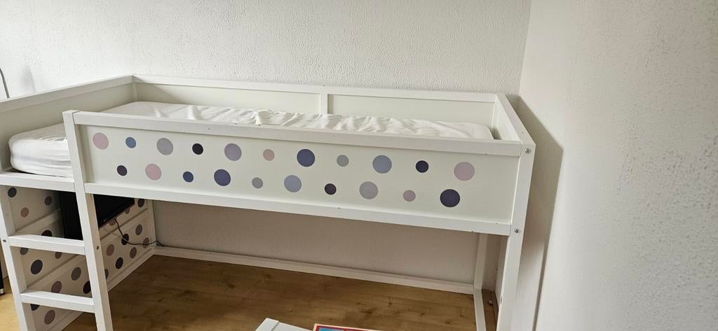 Hoog/laag slaper. Ikea Kura 90 x 200 cm keer bed met matras, Kinderen en Baby's, Kinderkamer | Stapelbedden en Hoogslapers, Ophalen of Verzenden