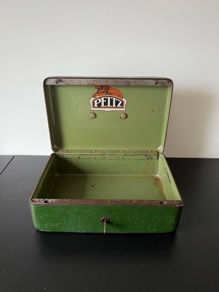 Kluis (met sleutel) peltz, Ophalen