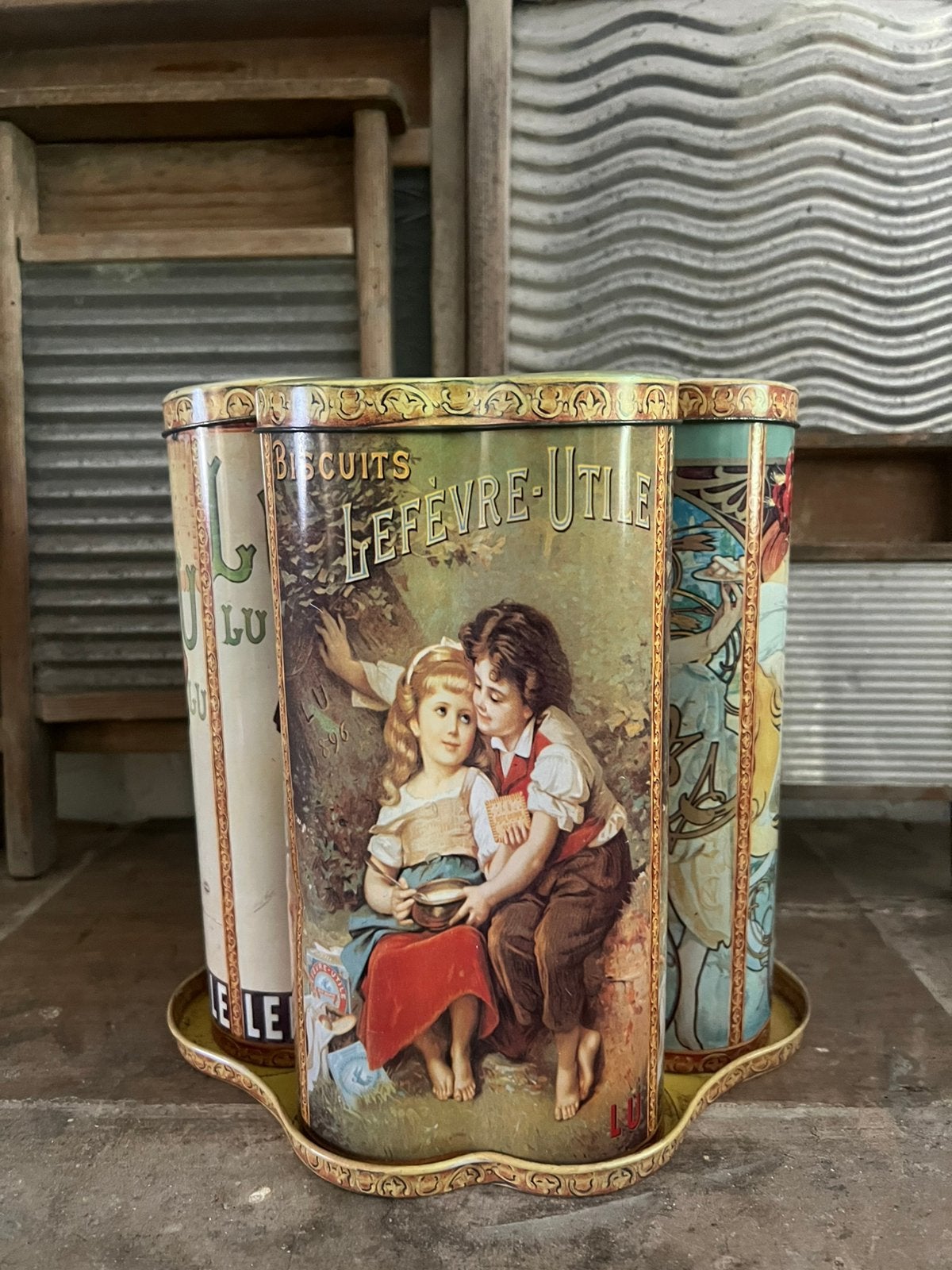 Rendez-vous bisquits lefèvre-litile koekblik brocante oud, Verzamelen, Blikken, Ophalen of Verzenden, Gebruikt, Koek(jes)
