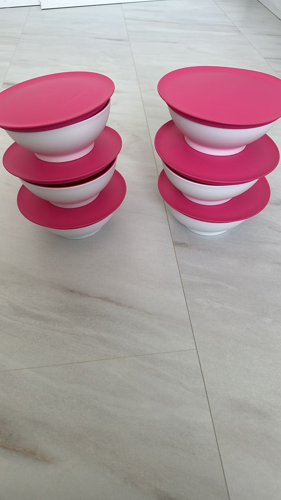 Set van 6 Tupperware kommen met deksel - roze/wit, Huis en Inrichting, Nieuw, Ophalen of Verzenden, Met deksel, Bak of Kom