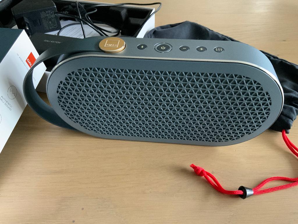 Bijna nieuwe Dali Katch G2 bluetooth speaker te koop, Audio, Tv en Foto, Luidsprekers, Overige merken, Overige typen, Ophalen of Verzenden
