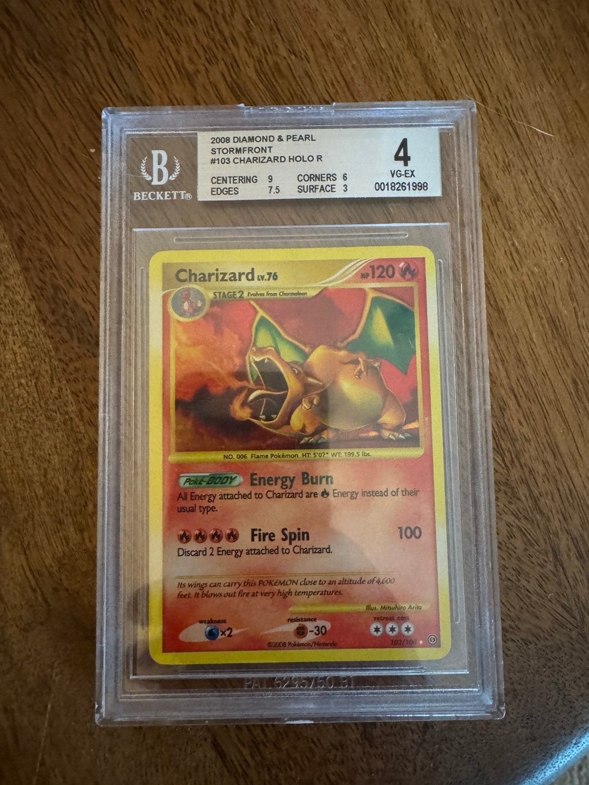 Charizard 103/100 Diamond & Pearl 2008 BECKETT 4!, Ophalen of Verzenden, Gebruikt