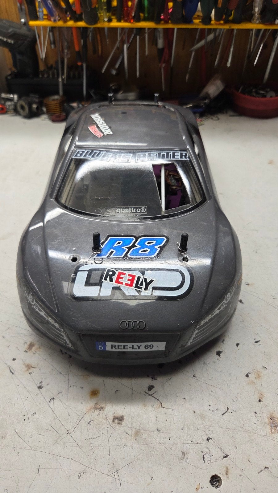 Te koop leuke carson, Hobby en Vrije tijd, Modelbouw | Radiografisch | Auto's, Gebruikt, Ophalen of Verzenden, Schaal 1:10, Auto onroad
