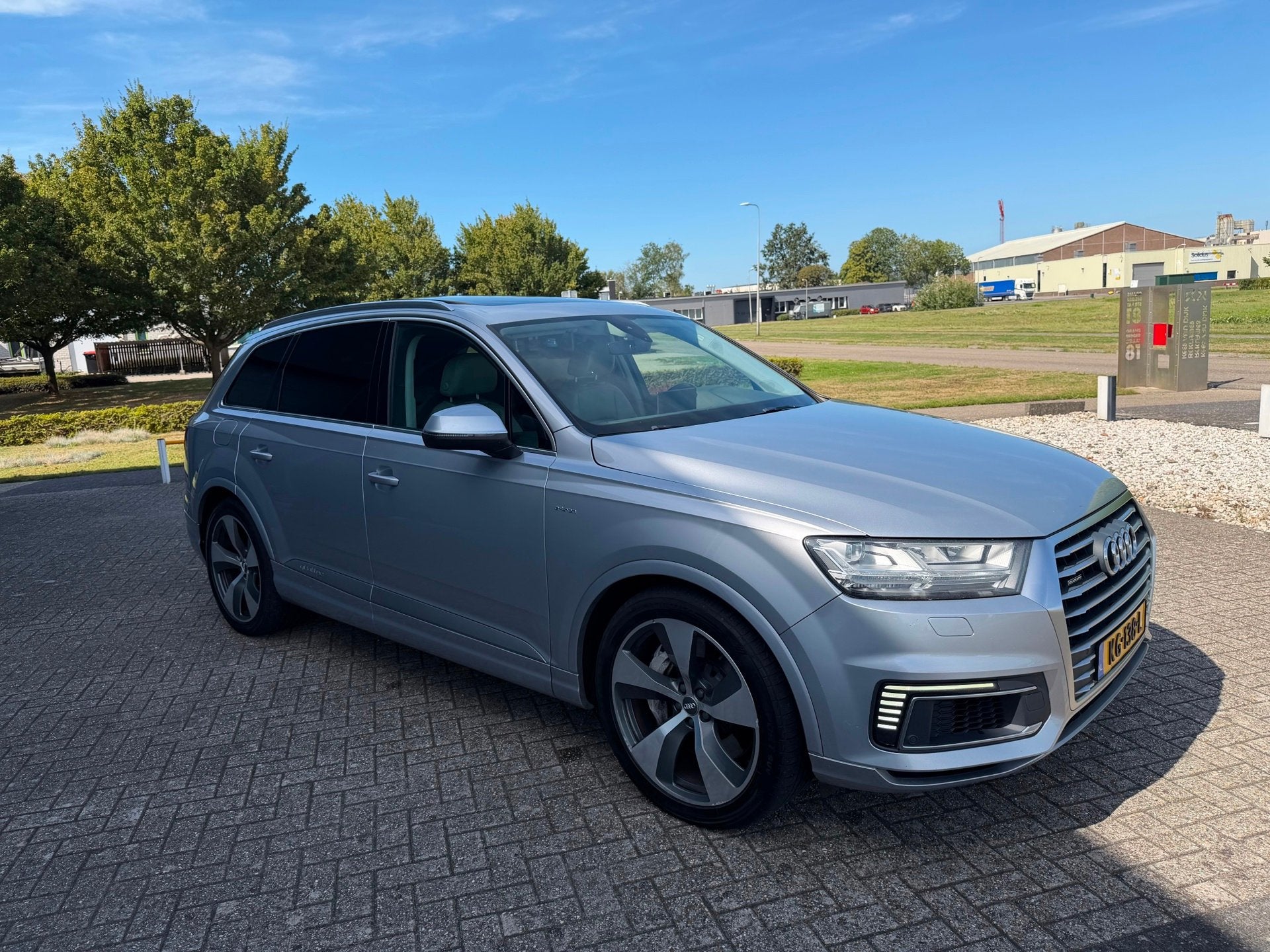 Audi Q7 3.0 TDI e-tron quattro Premium 2016 Automaat/Pano/, Auto's, Automaat, Gebruikt, Euro 6, 259 pk