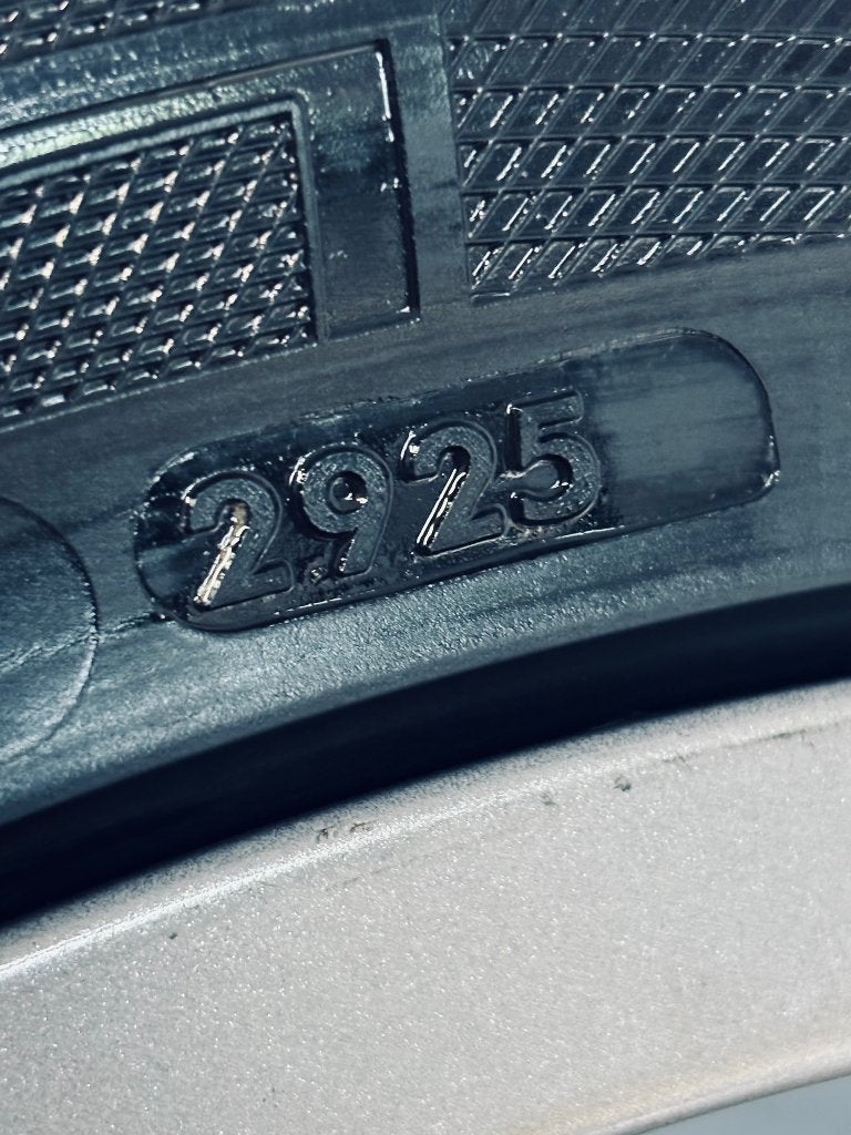 NIEUWE 19” Audi Q3 velgen + NIEUWE winterbanden, Auto-onderdelen, Banden en Velgen, 255 mm, Banden en Velgen, Nieuw, Winterbanden