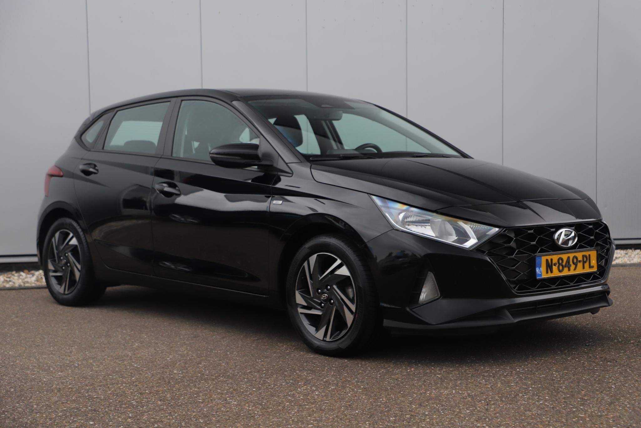 Hyundai i20 1.0 T-GDI Comfort 101PK Carplay Android Navigati, Voorwielaandrijving, Gebruikt, Euro 6, Met garantie (alle)
