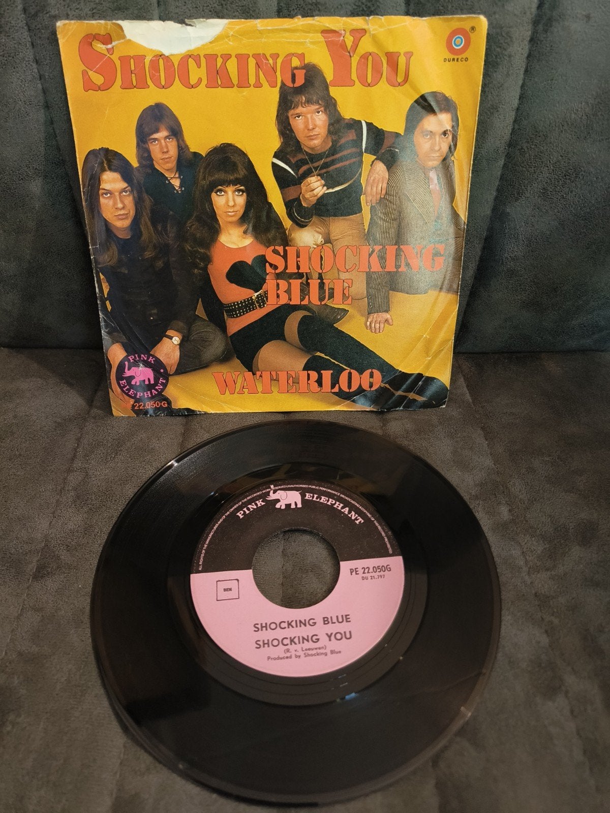 Shocking Blue - Shocking You / Waterloo 7 inch vinyl single, Gebruikt, 7 inch, Pop, EP