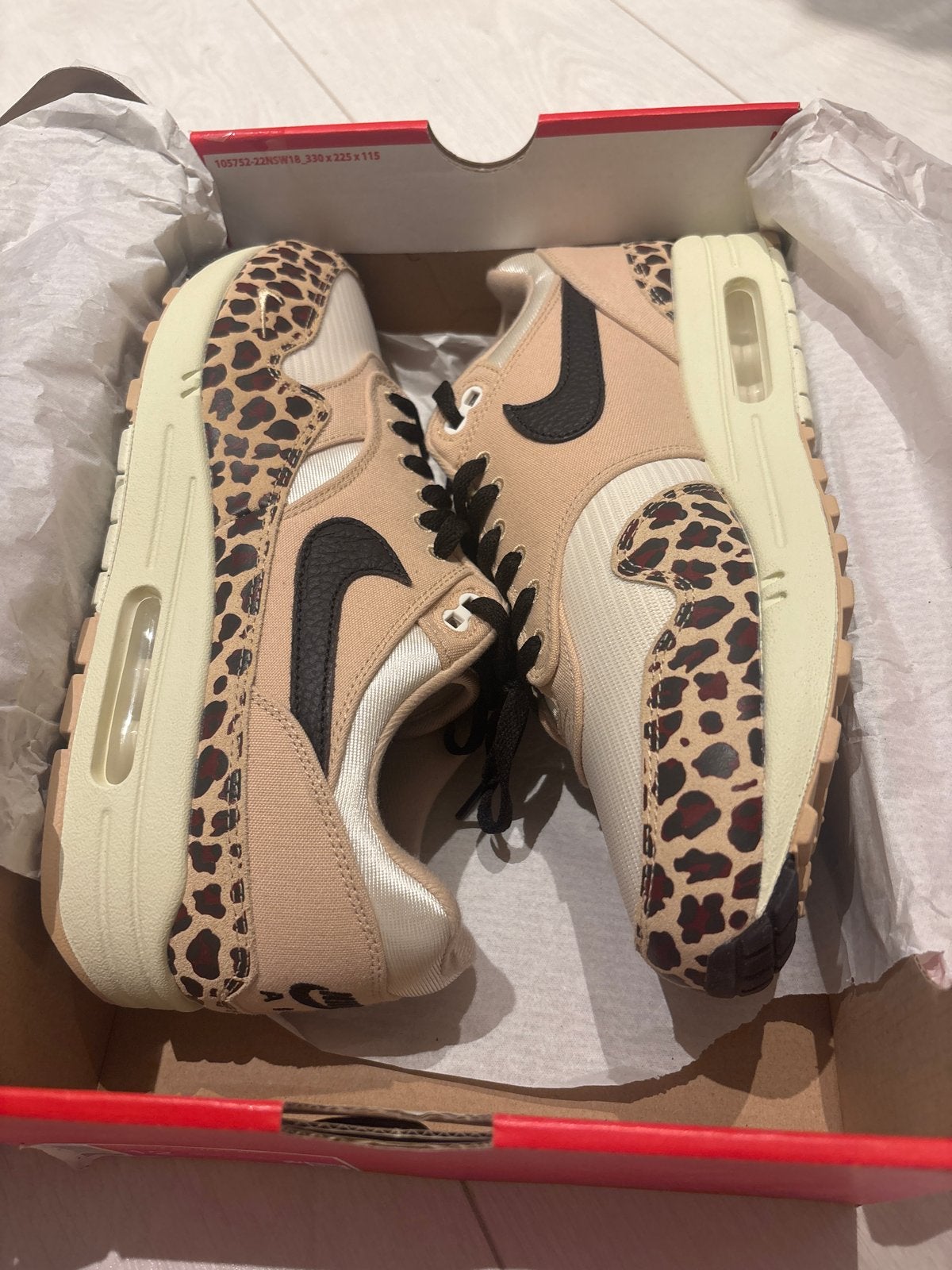 Nike Air Max 1 '87 WMNS Sesame Velvet Brown - Maat 44.5, Ophalen of Verzenden, Nieuw, Bruin, Sneakers of Gympen