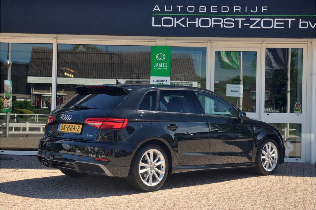 Audi A3 Sportback 1.5 TFSI CoD Design Pro Line Plus | Navi |, Gebruikt, 150 pk, Leder en Stof, Zwart